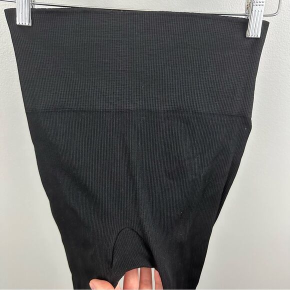 SPANX Black Look-At-Me Leggings Size Large - Picture 8 of 14